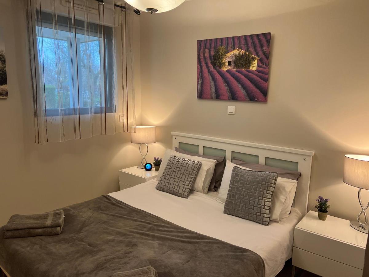 Luxury 3 Piece Garden Apartment In Cannes Marina มองเดอลิเยอลานาปูล ภายนอก รูปภาพ